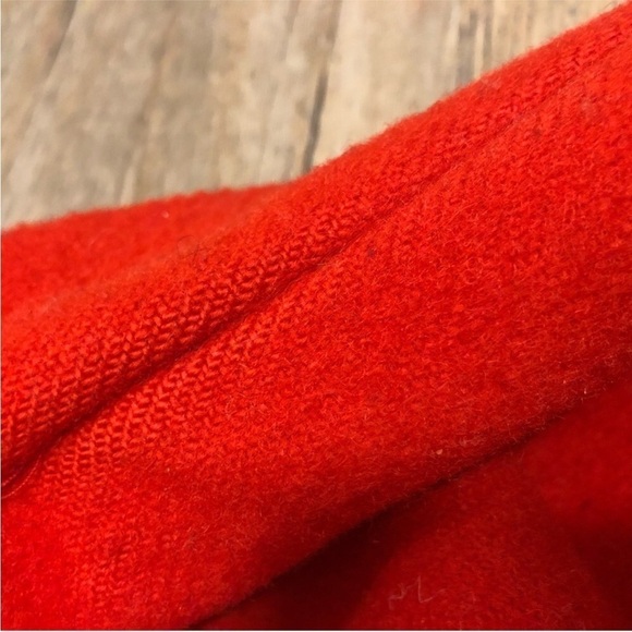 VTG Kelsey Trail Inuvik Red Virgin Wool Coat w Embroiderd Outer Shell Sz 19 / XL - Picture 6 of 13